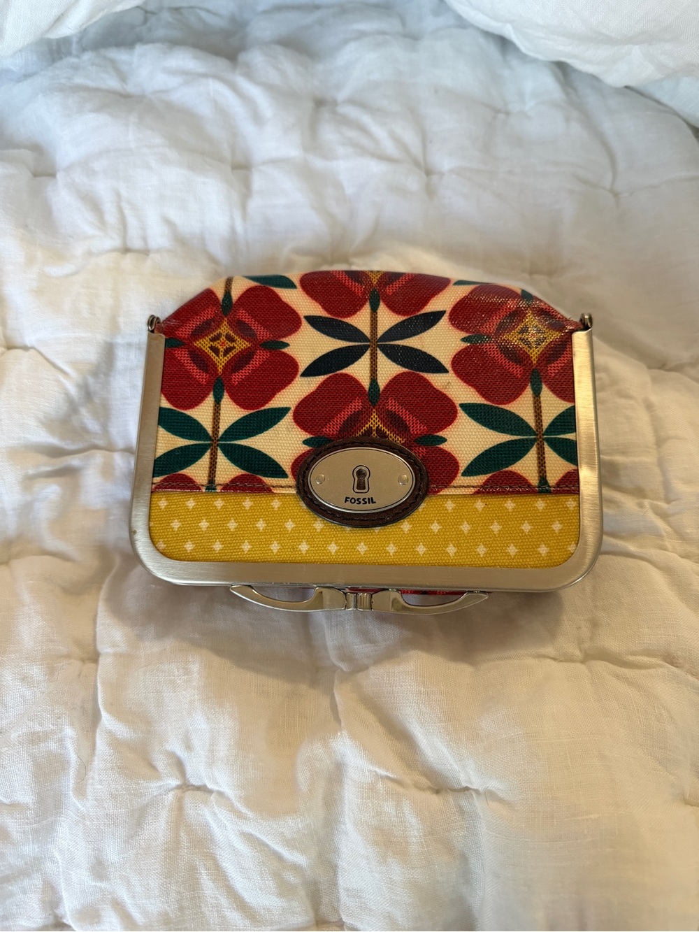 Fossil Key-Per Floral Frame Wallet Clutch Kiss Lock
